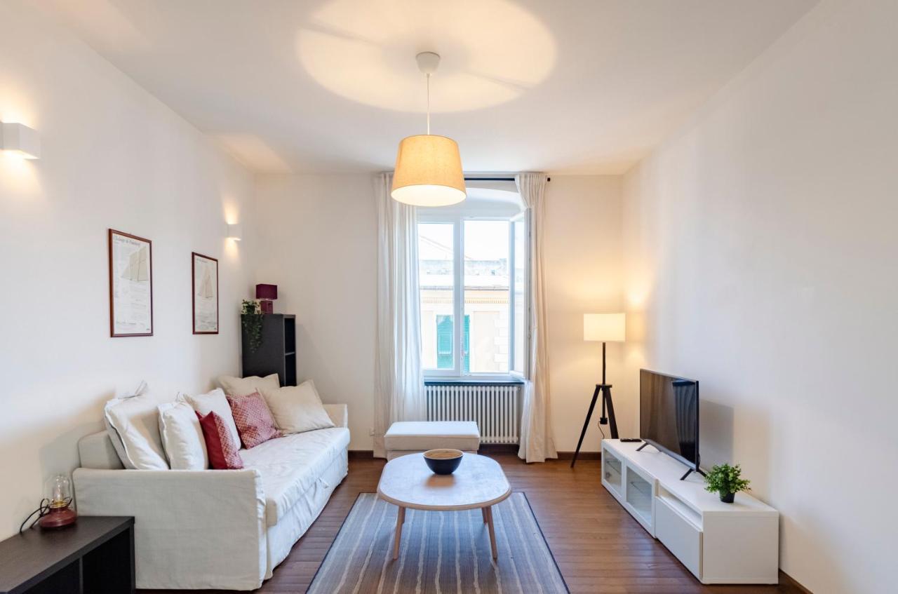 Joivy Spacious Family Apt For 4, In Carignano, Генуя Экстерьер фото
